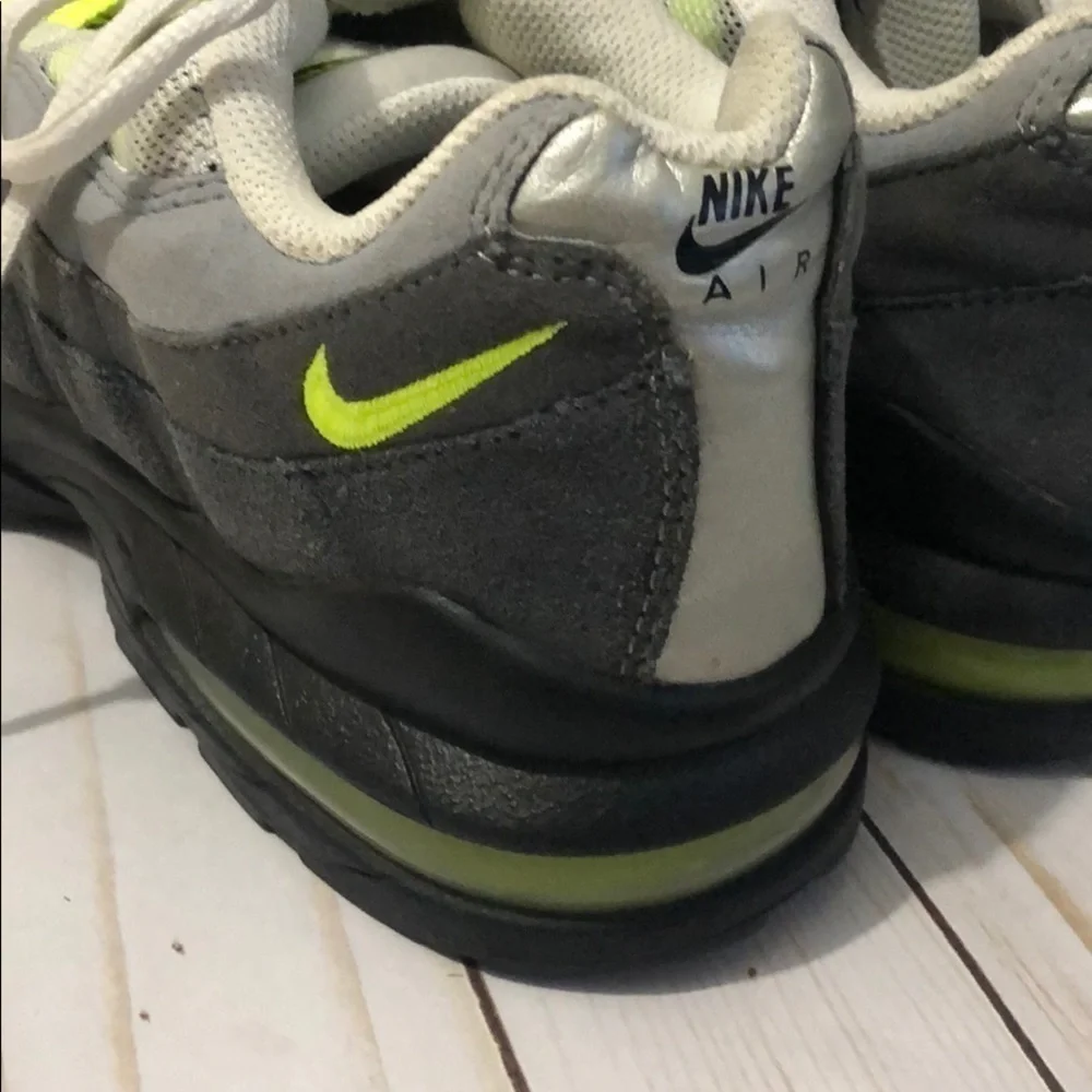 Nike air max 95.   Size 5.5 - Picture 8 of 13